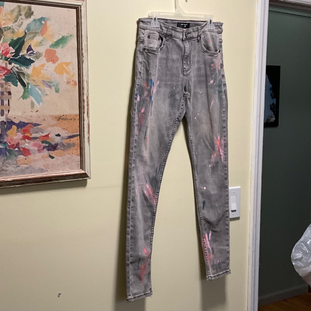 Serenade  Gray Skinny Jeans with Paint Splatter